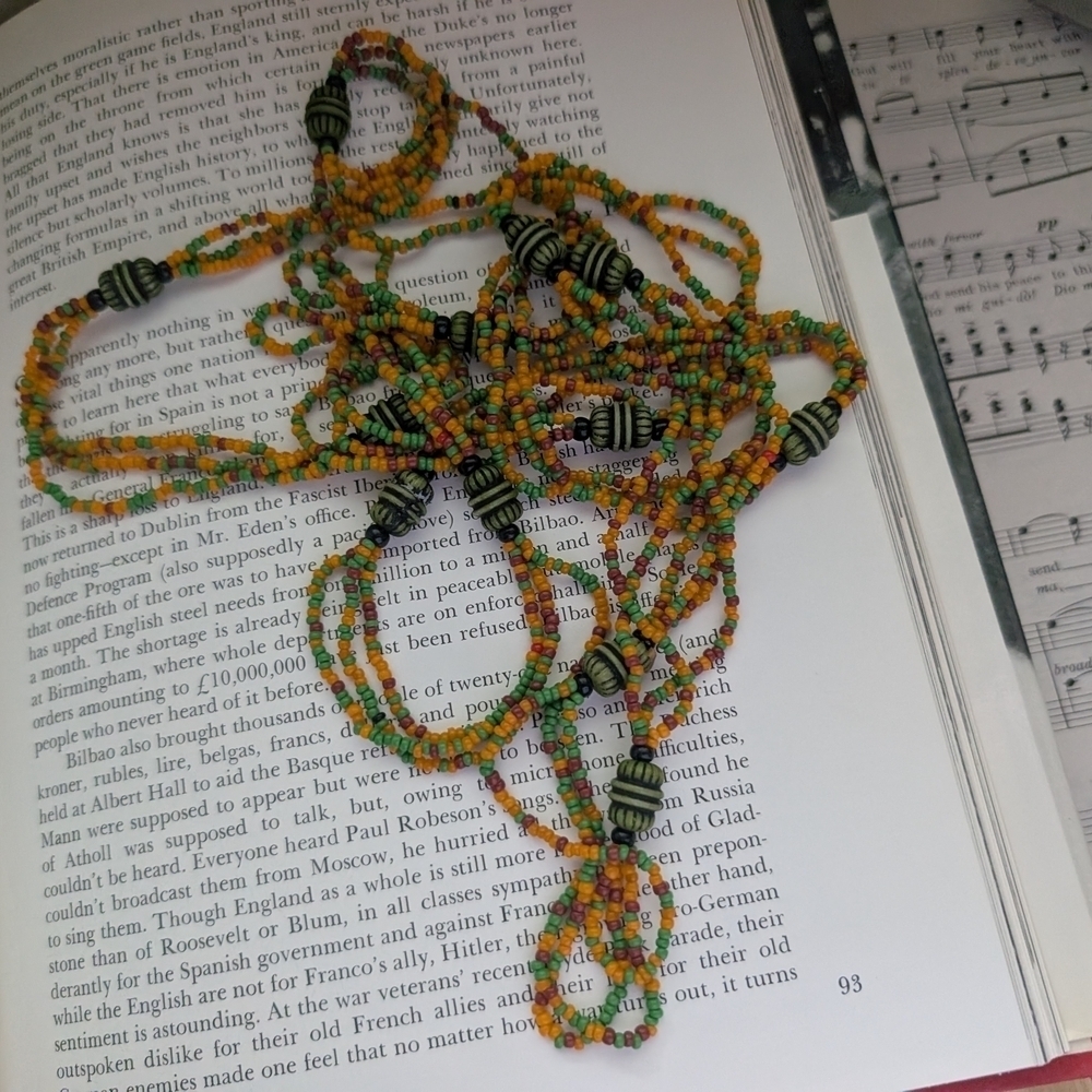 Multicolor Beaded Necklace - Picture 8 of 10
